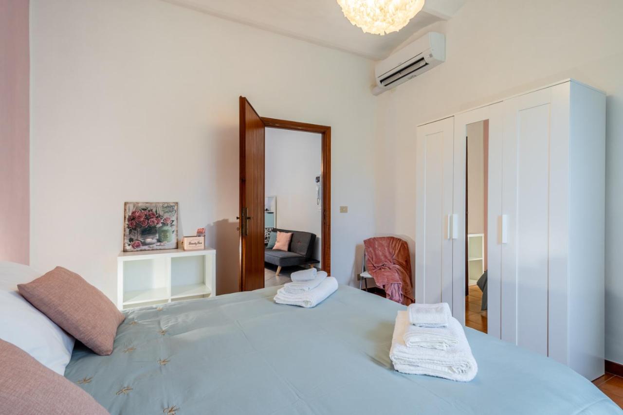 La Verde Rosa - Casa Vacanze A Due Passi Dal Lago Marta Exterior foto